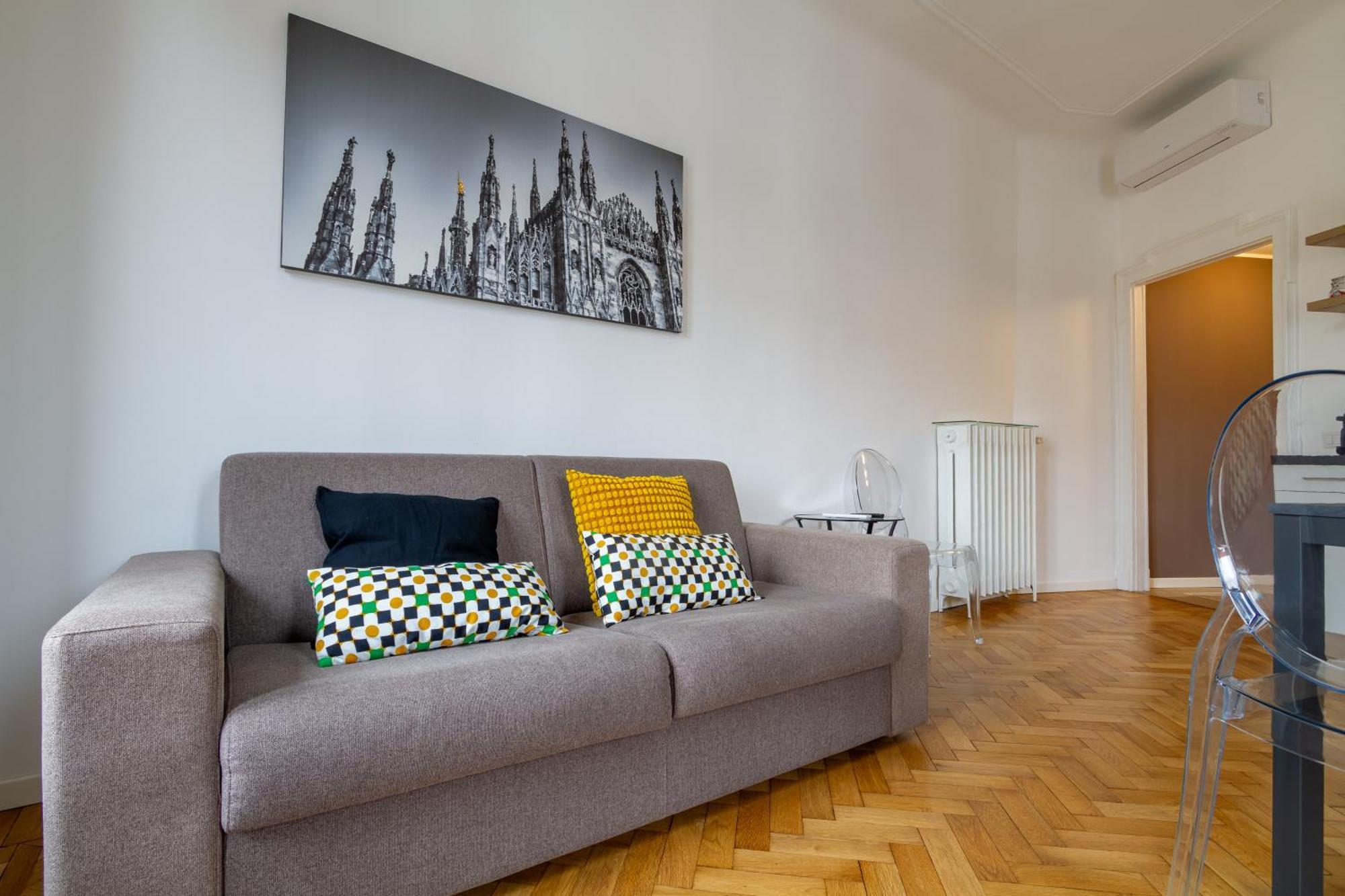 In Historic Building- Porta Venezia Appartamento Milano